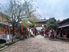 <b>布局仿照紫禁城</b>